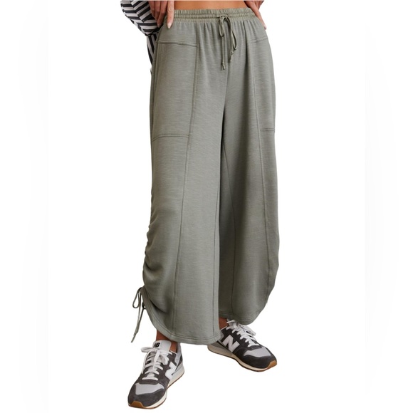 Anthropologie Pants - NWT Daily Practice by Anthropologie Relaxed Pants Green Wide Leg Baggy Loose XL